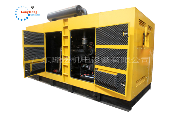 900KW濰柴動力 1125kva靜音柴油發(fā)電機(jī)組 廣東隆宏發(fā)電機(jī) 12M33D1108E200