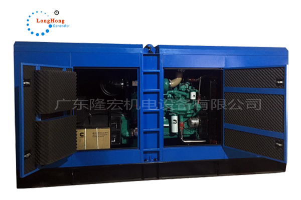 560KW（700KVA）低噪音柴油發(fā)電機組 濰柴動力 Silent generator